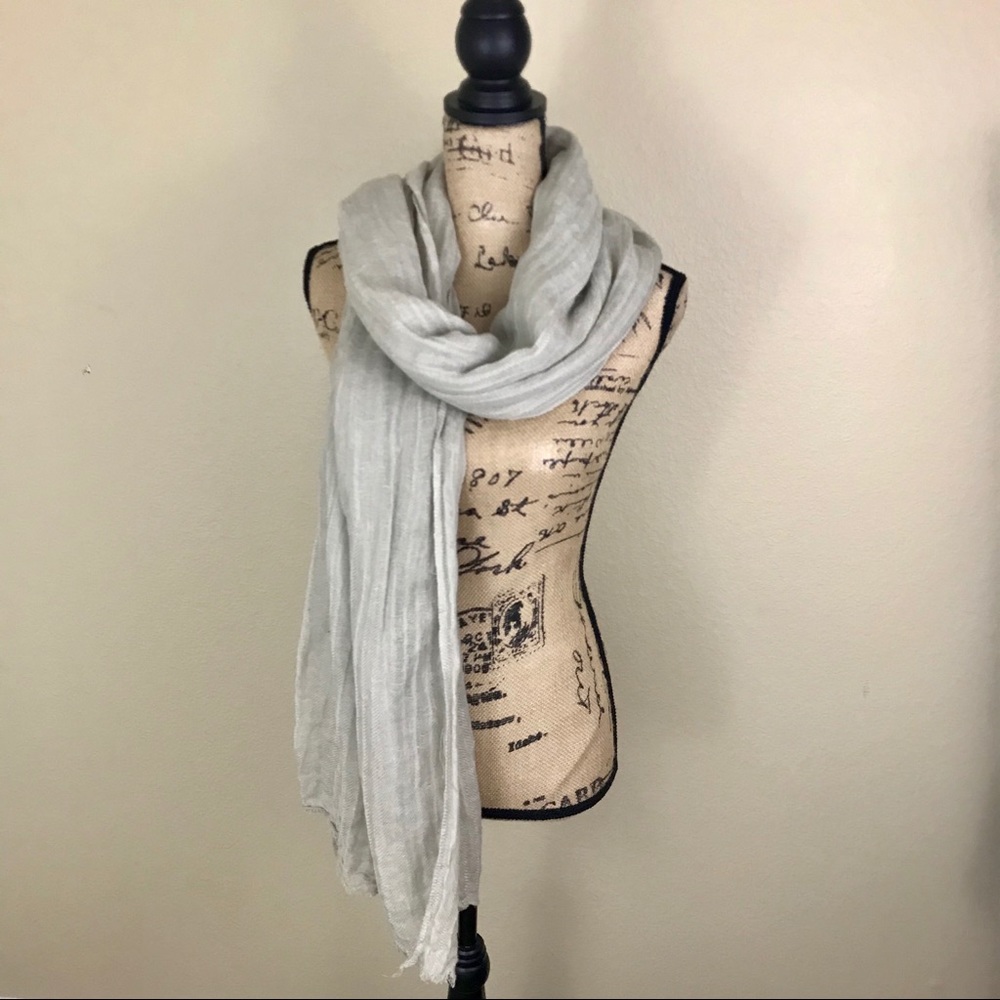 Zara NWT Light Green Scaft